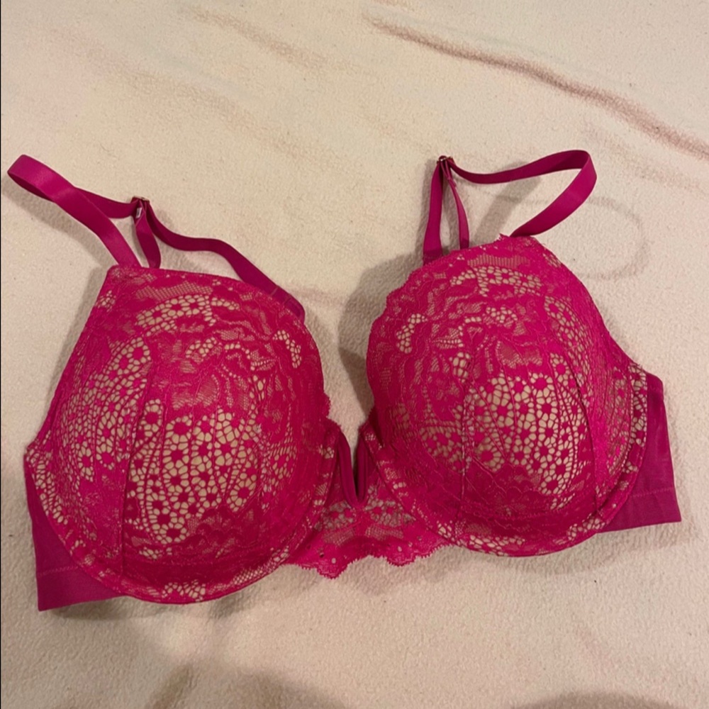 Telltale bra
